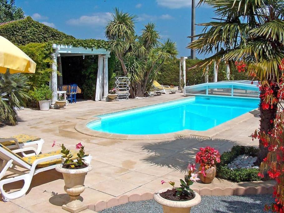 Villa Grand Communal, Piscine, 18Km De Bordeaux Ludon-Médoc Eksteriør billede